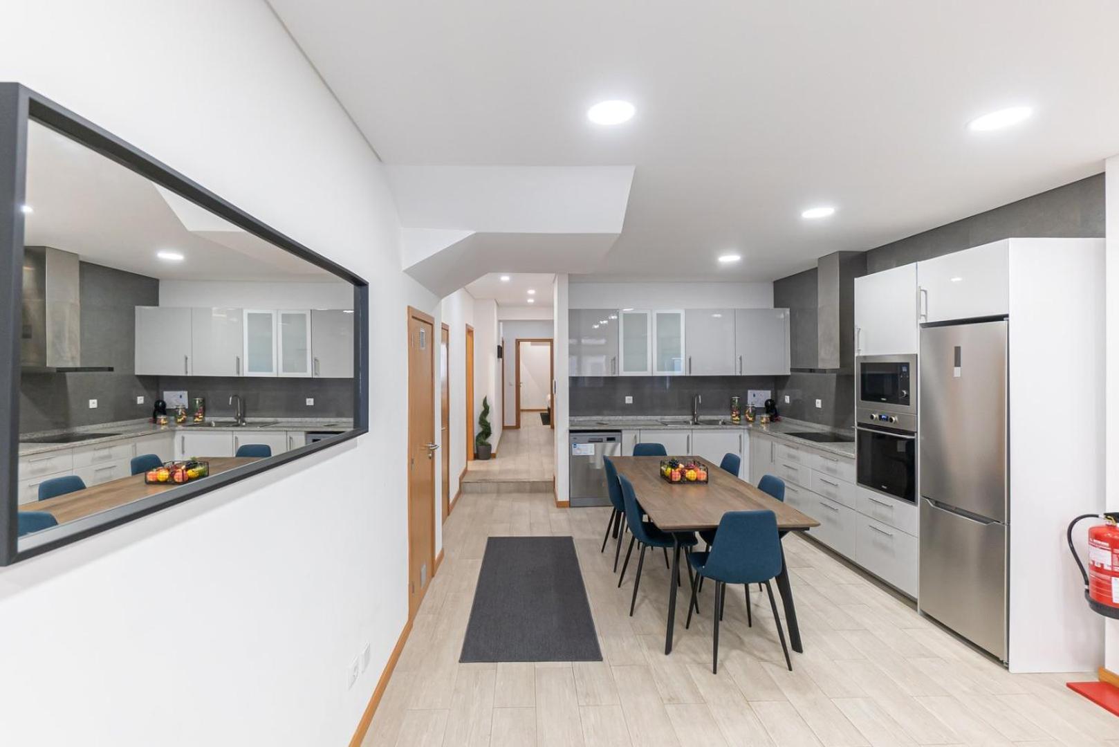 Апартаменты Guestready - Urban Elegance In The Heart Of Порту Экстерьер фото